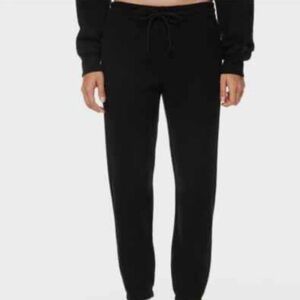 Artizia TNA Black sweatpants Boyfriend Fit Pants, size small